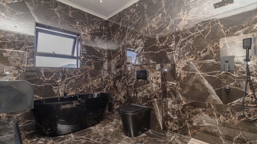 3 Bedroom Property for Sale in Sandown Western Cape